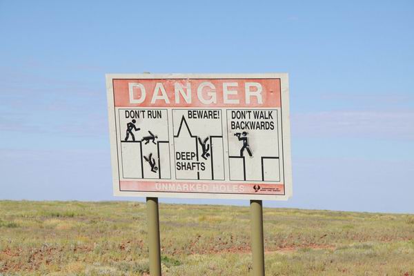 Coober Pedy is een en al mijnen, op zoek naar opaal.