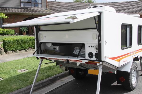 Stap 1 - Openen achterwand