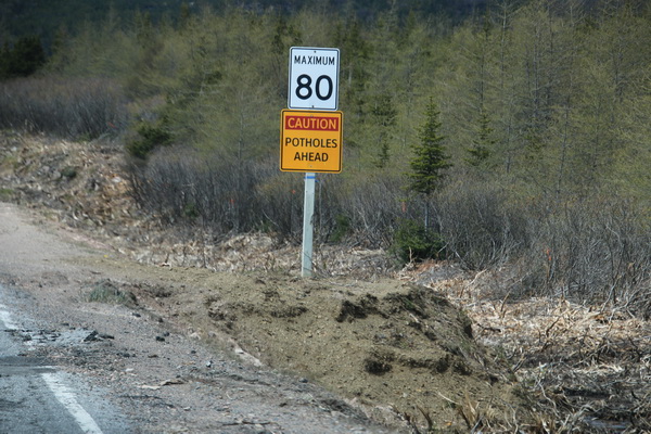 POTHOLES, vooral op Newfoundland !!!